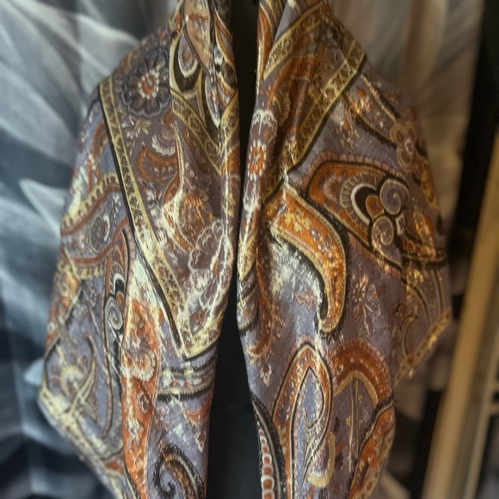 Vintage Oscar De La Renta wrap